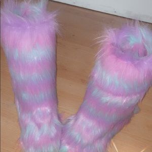 Custom Made Fur Boots 💕💋